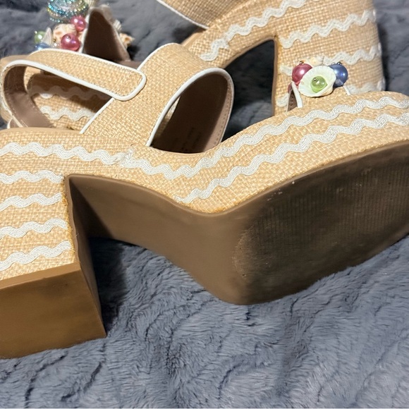 Betsey Johnson Tan Sandals with Shell and Bead Embellishments - Picture 12 of 12